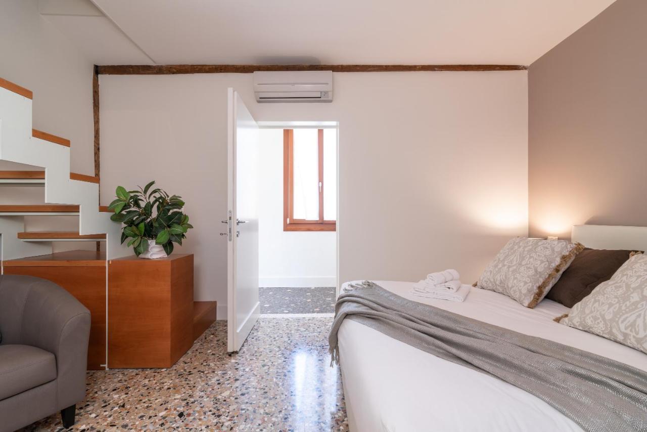 Casanova Deluxe Apartment By Wonderful Italy ヴェネツィア エクステリア 写真