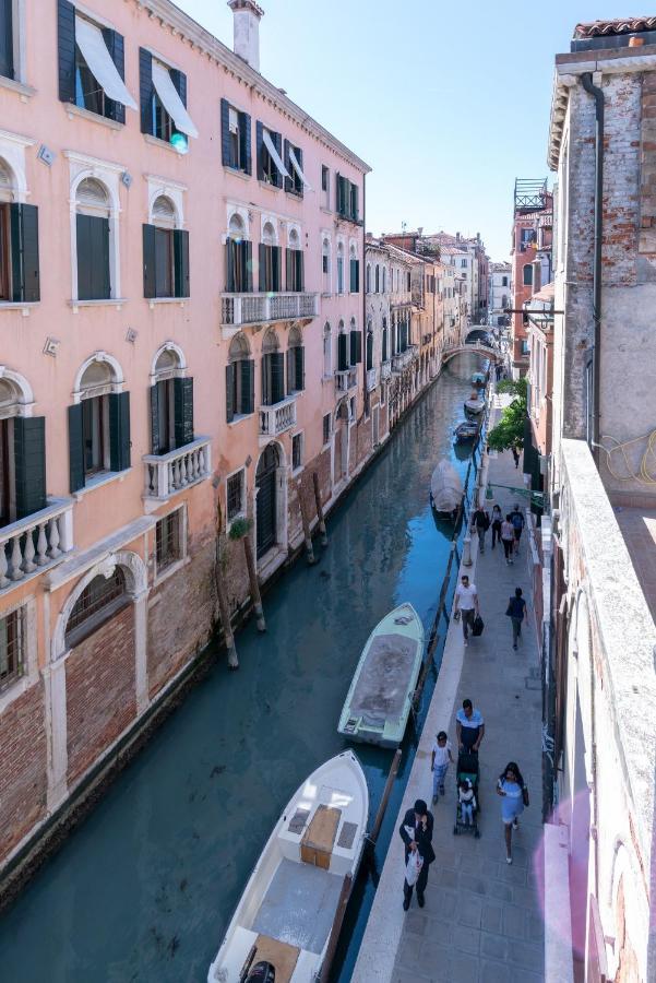 Casanova Deluxe Apartment By Wonderful Italy ヴェネツィア エクステリア 写真