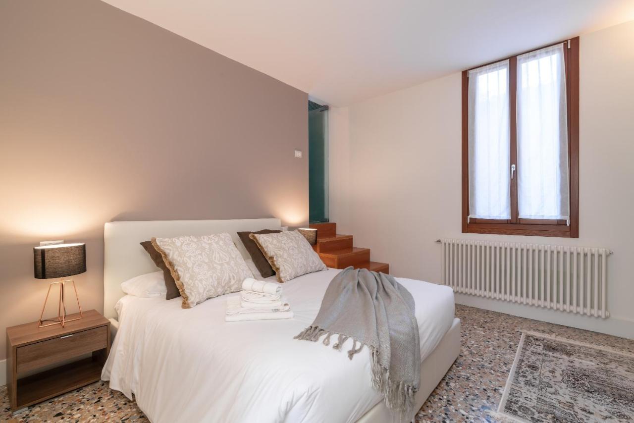 Casanova Deluxe Apartment By Wonderful Italy ヴェネツィア エクステリア 写真