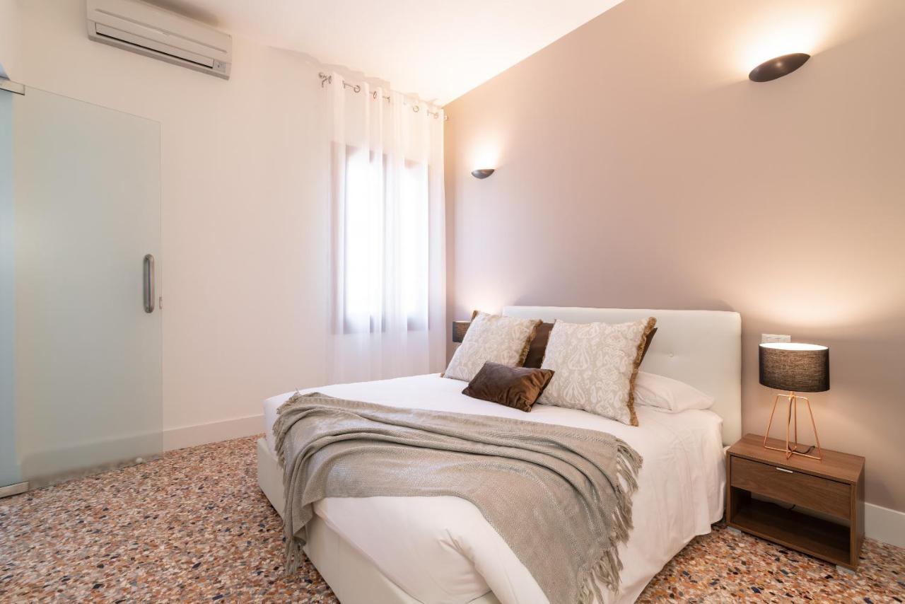 Casanova Deluxe Apartment By Wonderful Italy ヴェネツィア エクステリア 写真