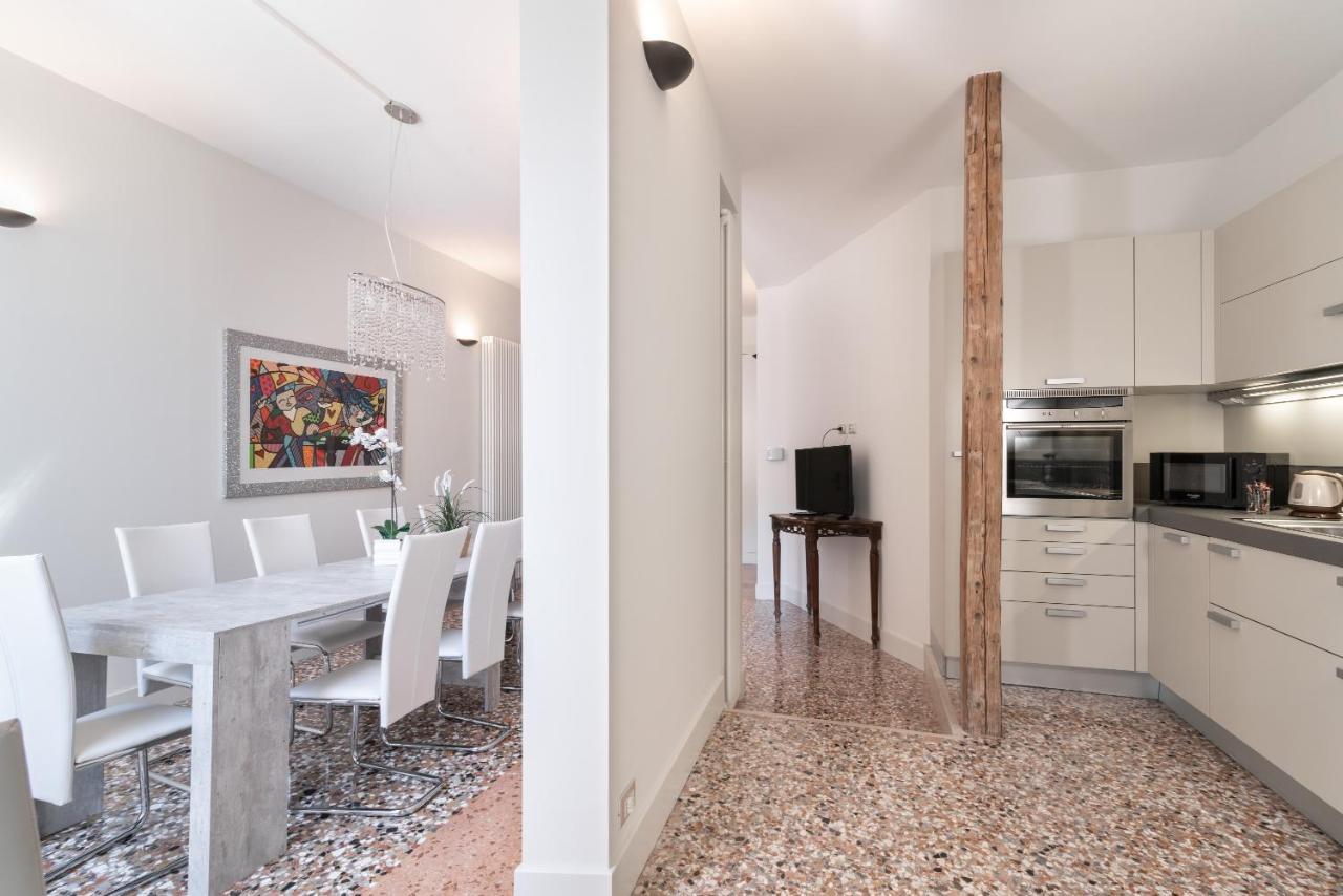Casanova Deluxe Apartment By Wonderful Italy ヴェネツィア エクステリア 写真