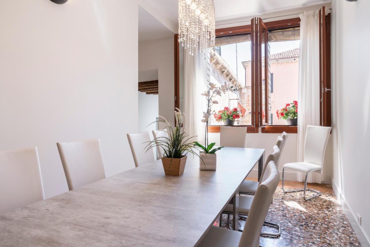 Casanova Deluxe Apartment By Wonderful Italy ヴェネツィア エクステリア 写真